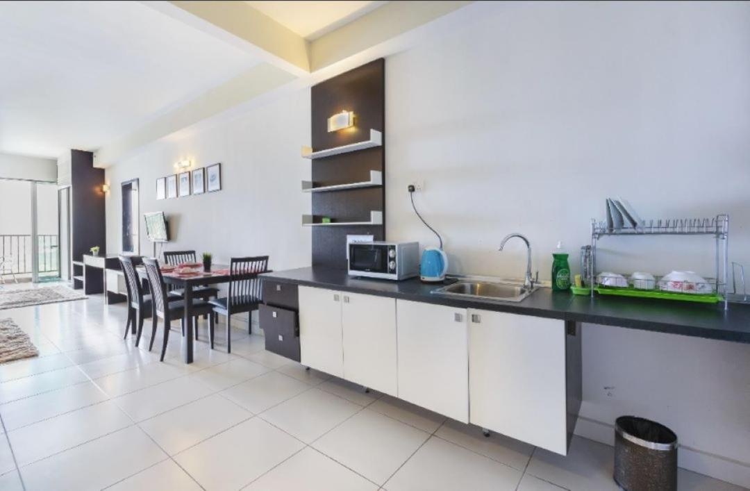 Bayu Marina Residence 3 Mins Away Mid Valley Southkey Τζόχορ Μπάχρου Εξωτερικό φωτογραφία